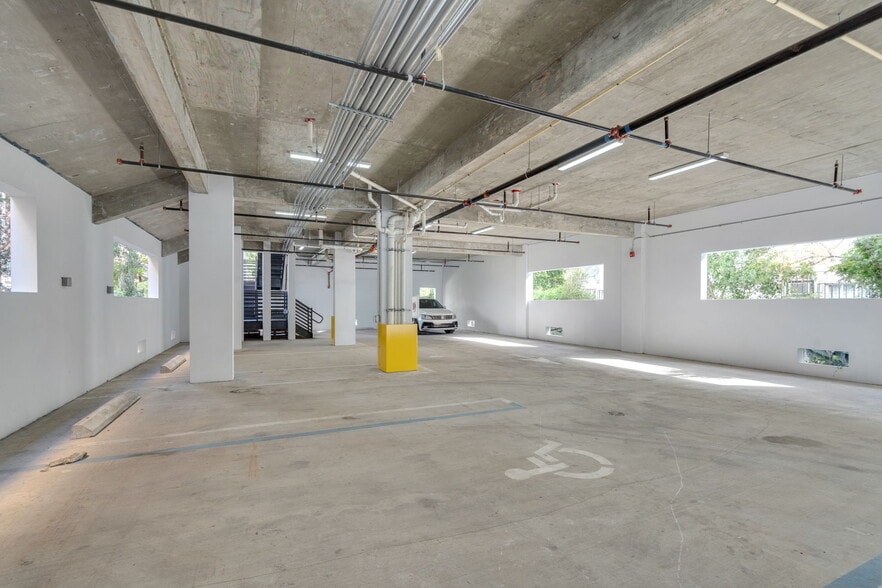 More Photos Of 1037 NW 2nd St, Miami Apartments For Sale