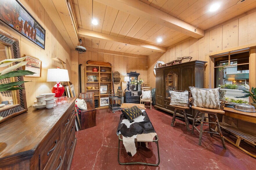 More Photos Of 8703 North Lake Blvd Blvd, Kings Beach General Retail For Sale