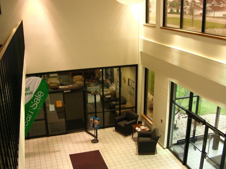 More Photos Of 5439 Durand Ave, Racine Medical For Lease