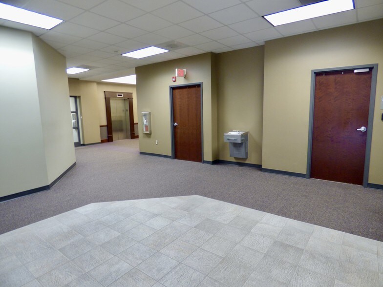 More Photos Of 201 Hay St, Fayetteville Office For Lease