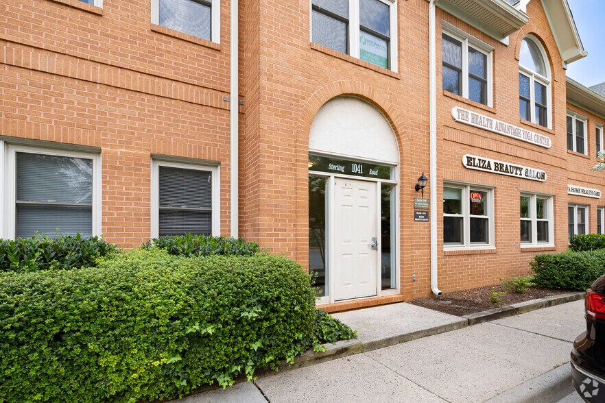 More Photos Of 1041 Sterling Rd, Herndon Medical For Sale