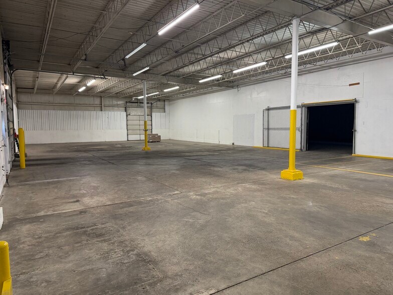 More Photos Of 609-621 E Bigelow Ave, Findlay Light Distribution For Lease