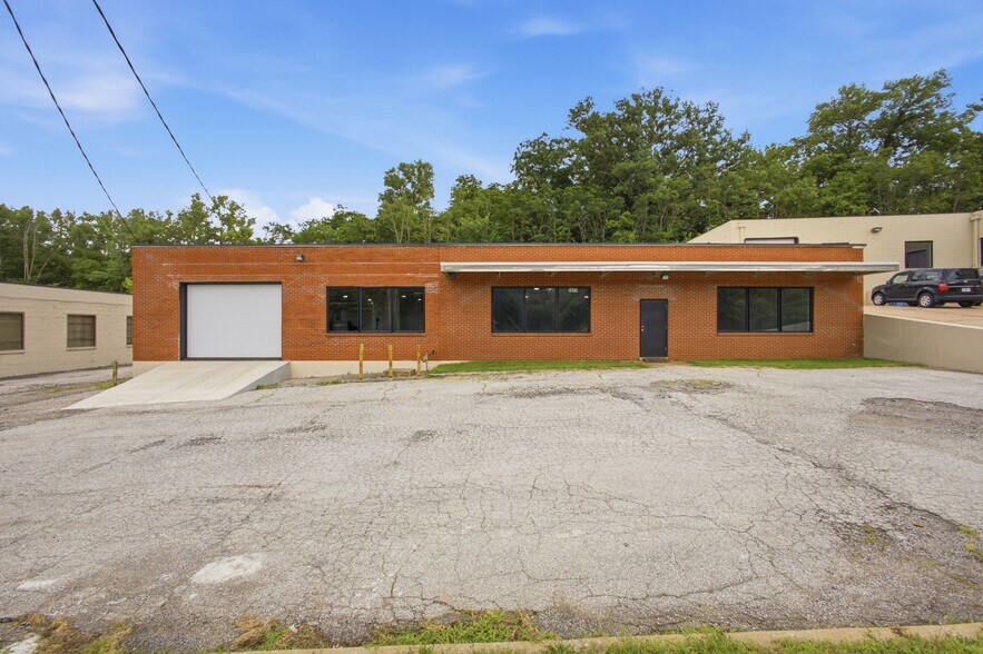 Primary Photo Of 5629 Raytown Rd, Raytown Industrial For Sale