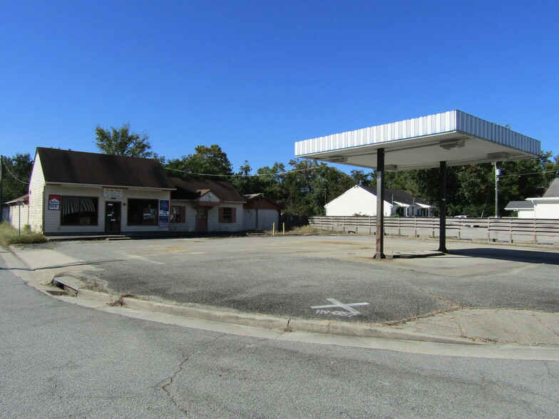 More Photos Of 150 Colonial Trl E, Surry Convenience Store For Sale