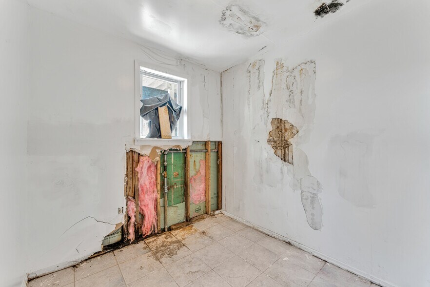 More Photos Of 3807 Pacific Ave, Wildwood Office Residential For Sale