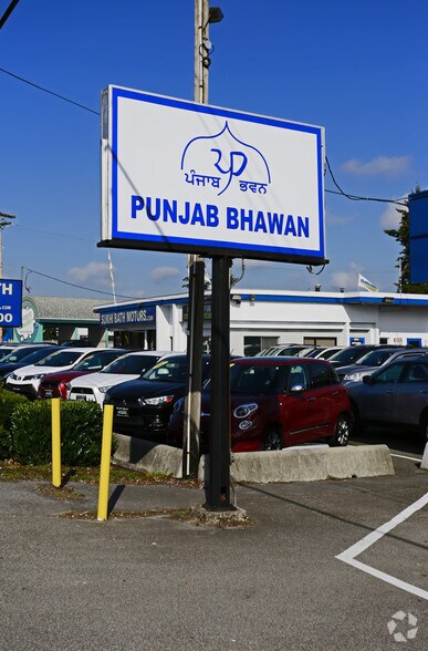 More Photos Of 15453 Fraser Hwy, Surrey Freestanding For Sale