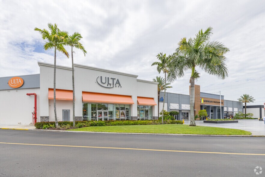 More Photos Of 7795 W Flagler St, Miami General Retail For Lease