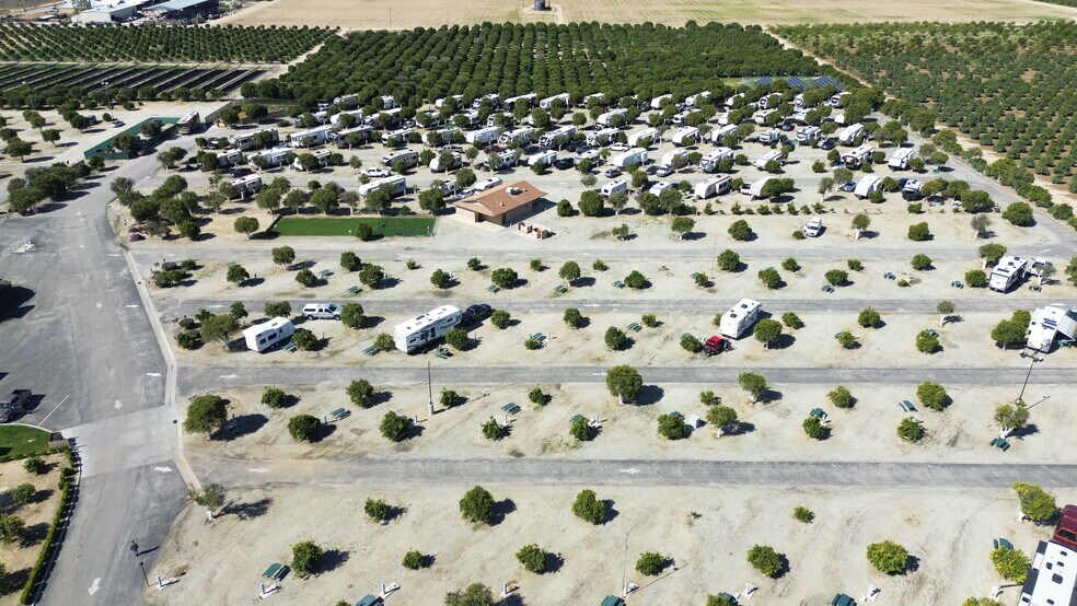 More Photos Of 1452 S Edison Rd, Bakersfield Trailer Camper Park For Sale