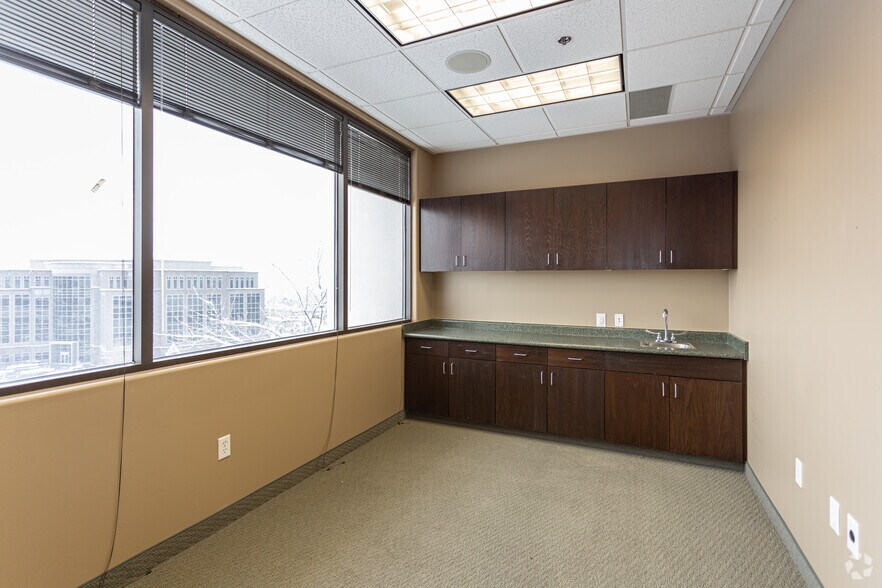 More Photos Of 6440 S Wasatch Blvd, Salt Lake City Office For Lease