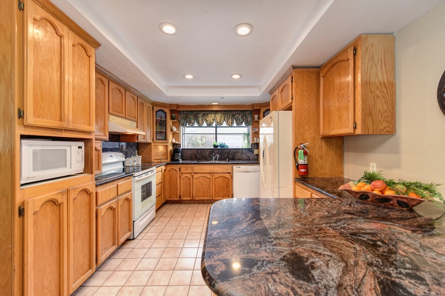 More Photos Of 1419 Champion Oaks Dr, Roseville Assisted Living For Sale