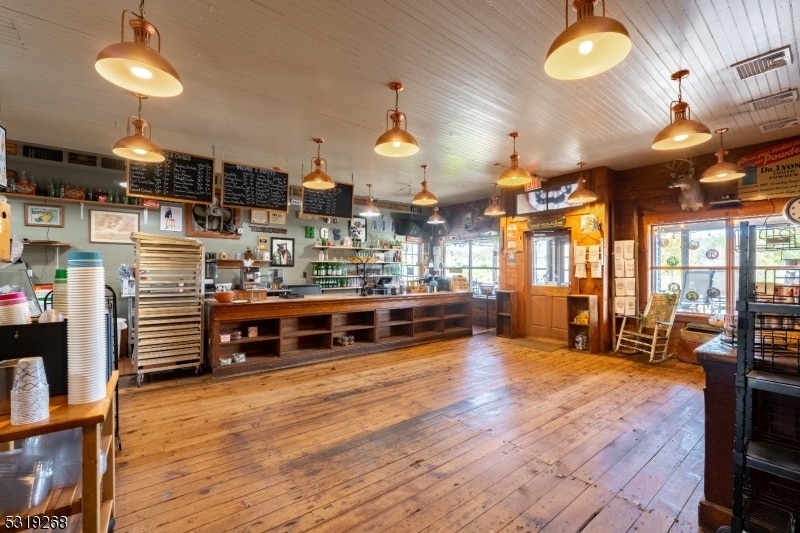 More Photos Of 283 US Highway 206 S, Branchville Restaurant For Sale