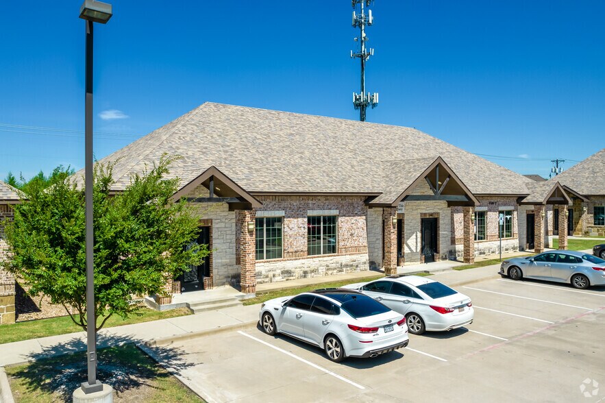 More Photos Of 9300 John Hickman Pky, Frisco Unknown For Lease