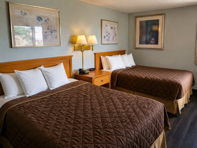 More Photos Of 530 W Route 66, Williams Hotel For Sale