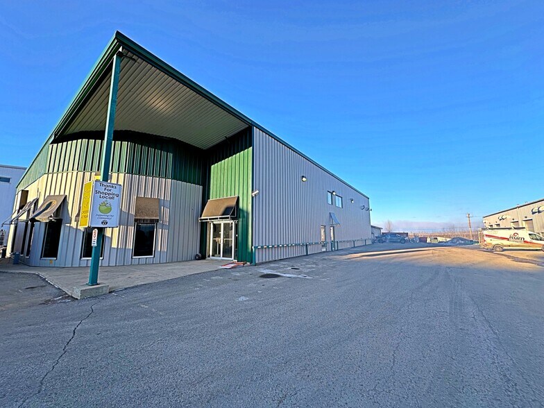 More Photos Of 195 Mackay Cres, Fort McMurray Warehouse For Sale