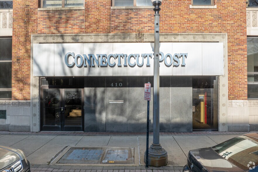 More Photos Of 410 State St, Bridgeport Office For Sale