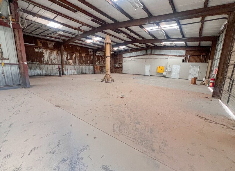 More Photos Of 6610 E Hwy 80 & 6618 E Hwy 80, Midland Industrial For Sale