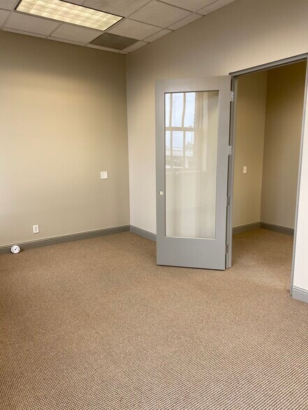 More Photos Of 1012 11th St, Modesto Office For Lease