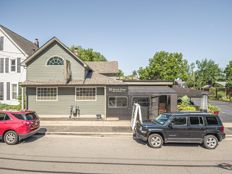 Primary Photo Of 99 Aurora St, Lancaster Restaurant For Sale