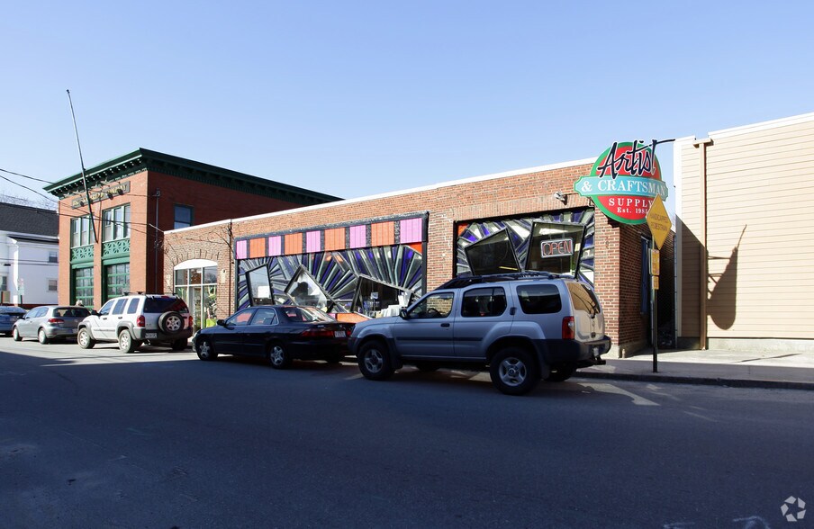 More Photos Of 540 Deering Ave, Portland Freestanding For Lease