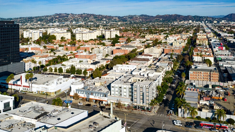 More Photos Of 5353 Wilshire Blvd, Los Angeles Apartments For Lease