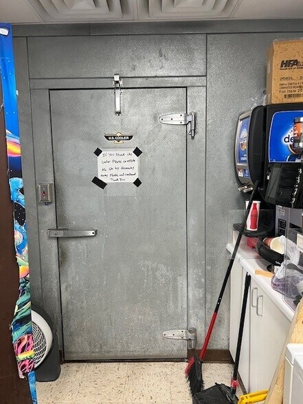 More Photos Of 656 Lincoln Ave SE, Saint Cloud Convenience Store For Sale