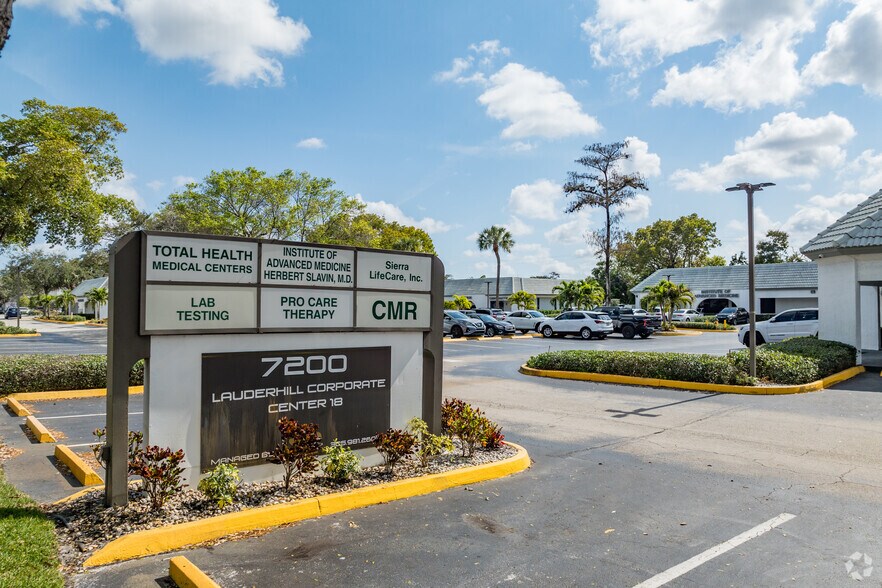 More Photos Of 7100-7200 W Commercial Blvd, Lauderhill Medical For Sale
