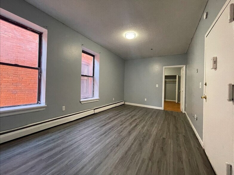 More Photos Of 343-357 W Main St, Waterbury Apartments For Sale