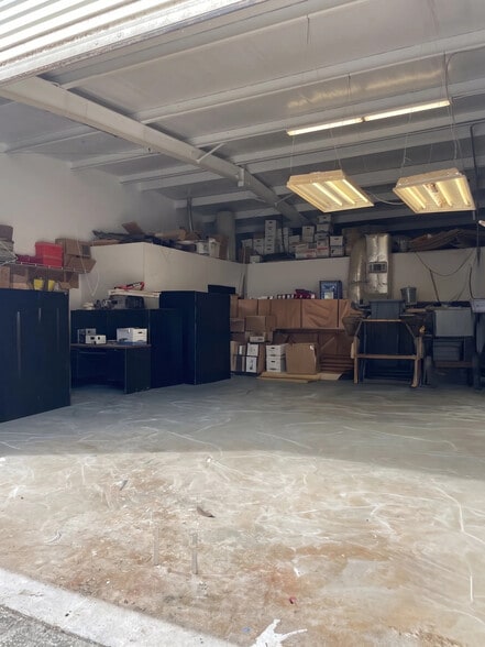 More Photos Of 2390 Jason Industrial Pkwy, Winston Warehouse For Sale