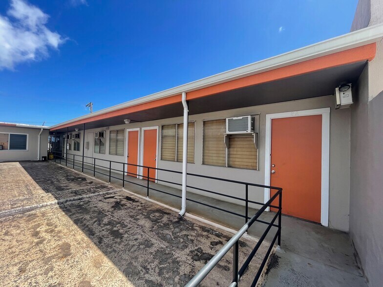More Photos Of 558-562 California Ave, Wahiawa Storefront Retail Office For Lease