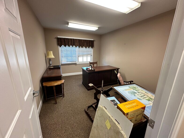 More Photos Of 1714 Dale Earnhardt Blvd, Kannapolis Office For Sale
