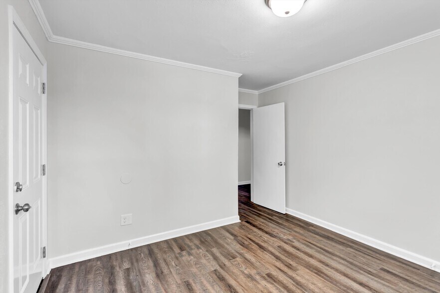 More Photos Of 2737 Gaston Ave, Knoxville Apartments For Sale