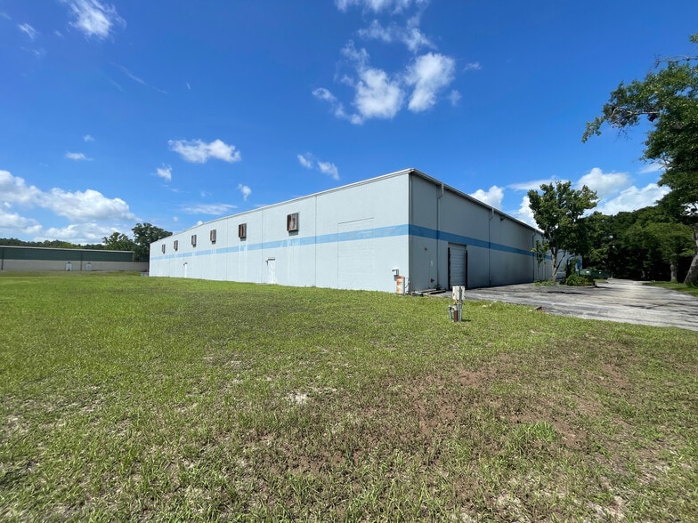 More Photos Of 451 SW 57th Ave, Ocala Distribution For Lease