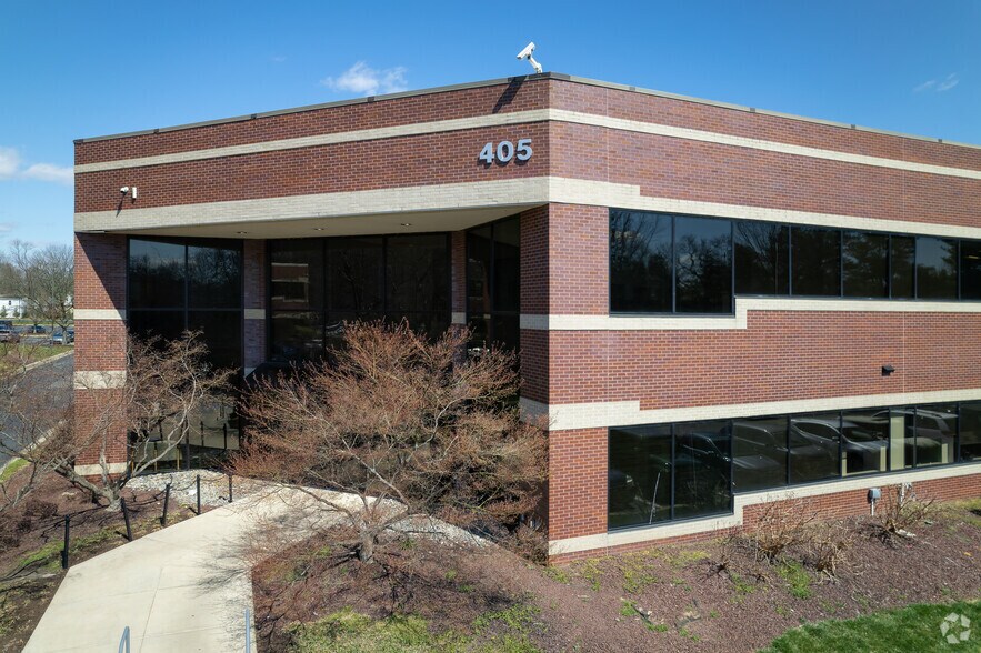 Primary Photo Of 405 Silverside Rd, Wilmington Office For Sale