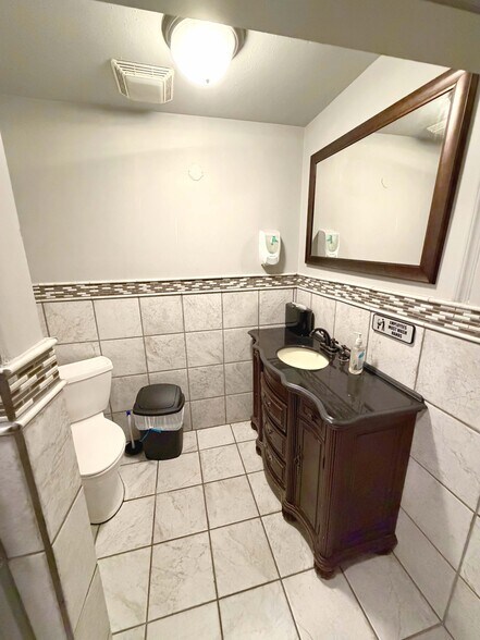 More Photos Of 6106 Wesley St, Greenville Restaurant For Sale