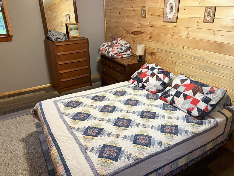 More Photos Of 1267 Elk Grove Rd, Benton Restaurant For Sale