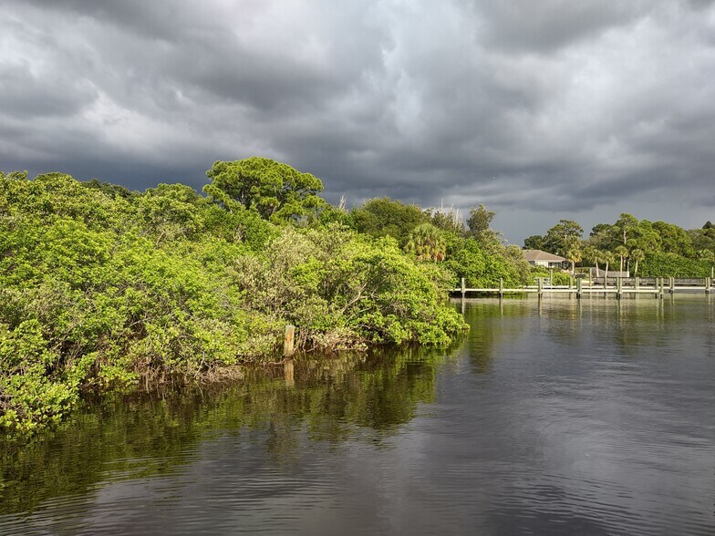 More Photos Of 507 Anclote Rd, Tarpon Springs Land For Sale