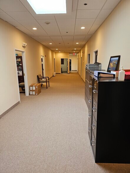 More Photos Of 6946 Post Rd, North Kingstown Medical For Lease