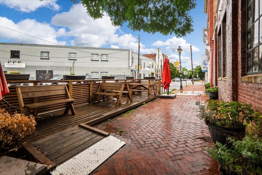 More Photos Of 110-118 W Marshall St, Richmond Apartments For Sale