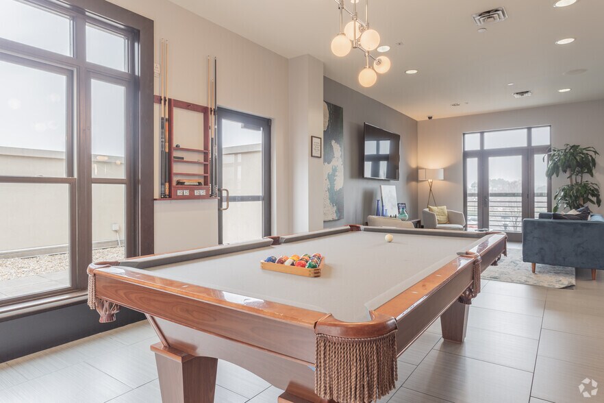 More Photos Of 670 Downey Green, Hampton Apartments For Sale