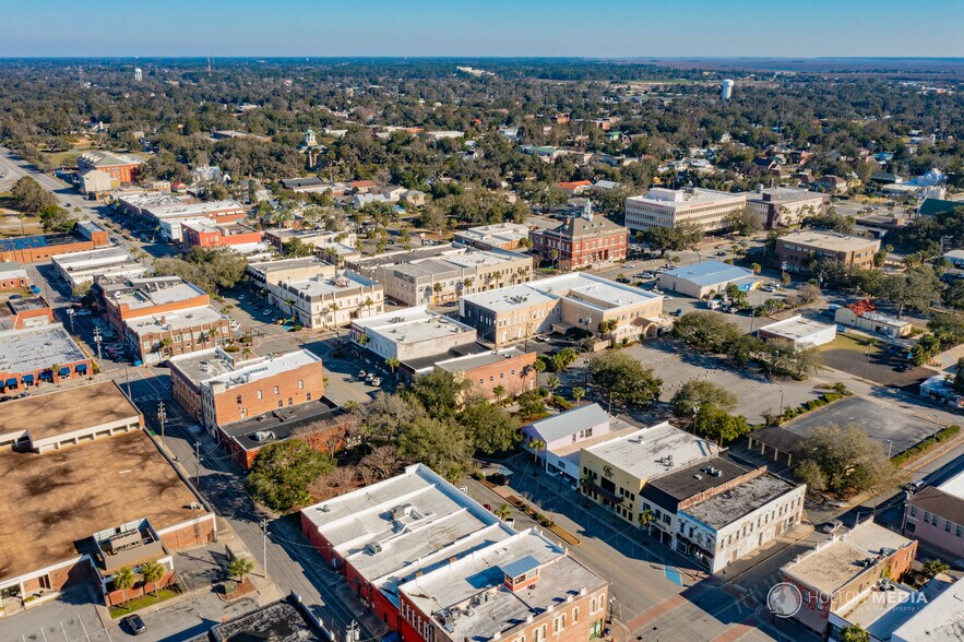 More Photos Of 1418 Newcastle St, Brunswick Storefront For Lease