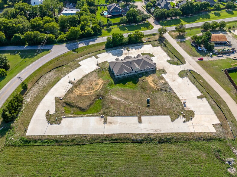 More Photos Of 2821 Jessica Ln, Lucas Medical For Sale