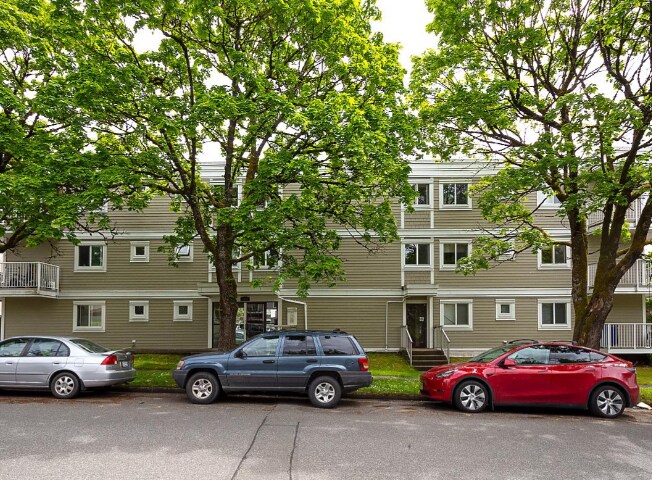 More Photos Of 8690 Montcalm St, Vancouver Apartments For Sale