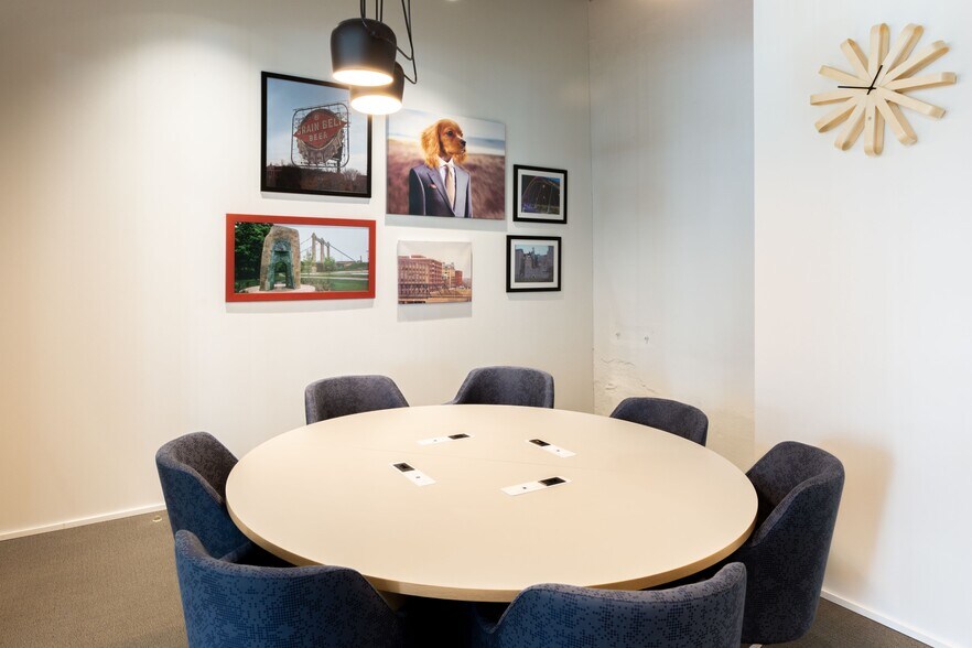 More Photos Of 121-135 Washington Ave N, Minneapolis Coworking Space