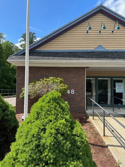 Primary Photo Of 148-152 Great Rd, Stow Unknown For Lease