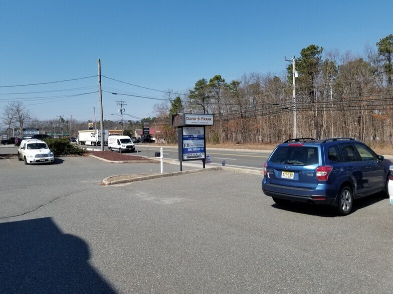 More Photos Of 915 Lacey Rd, Forked River Office For Lease