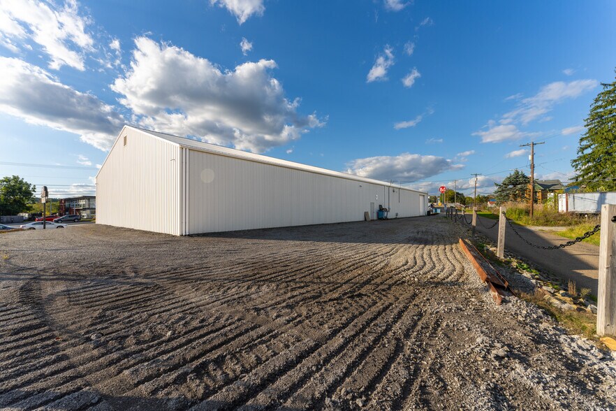 More Photos Of 3040 Freeport Rd, Natrona Heights Warehouse For Sale