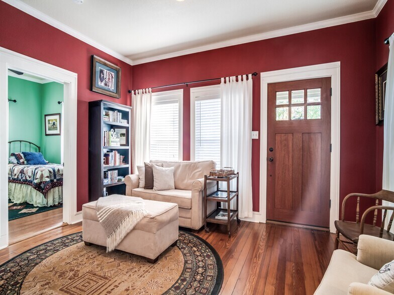 More Photos Of 118 N Plant Ave, Boerne Medical For Lease