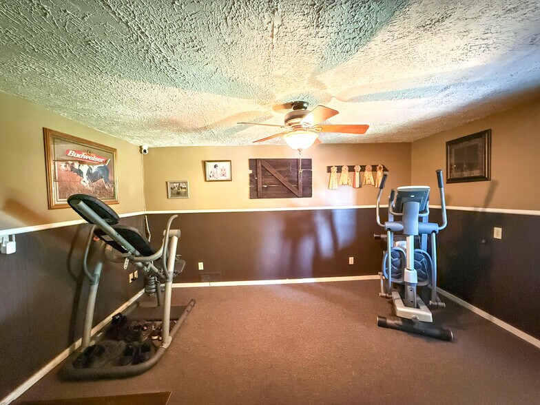 More Photos Of 13080 US 422, Kittanning Storefront Retail Residential For Sale