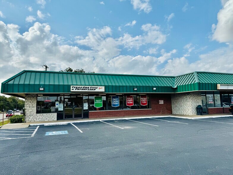 Primary Photo Of 2218-2222 S Bowen Rd, Arlington Unknown For Lease