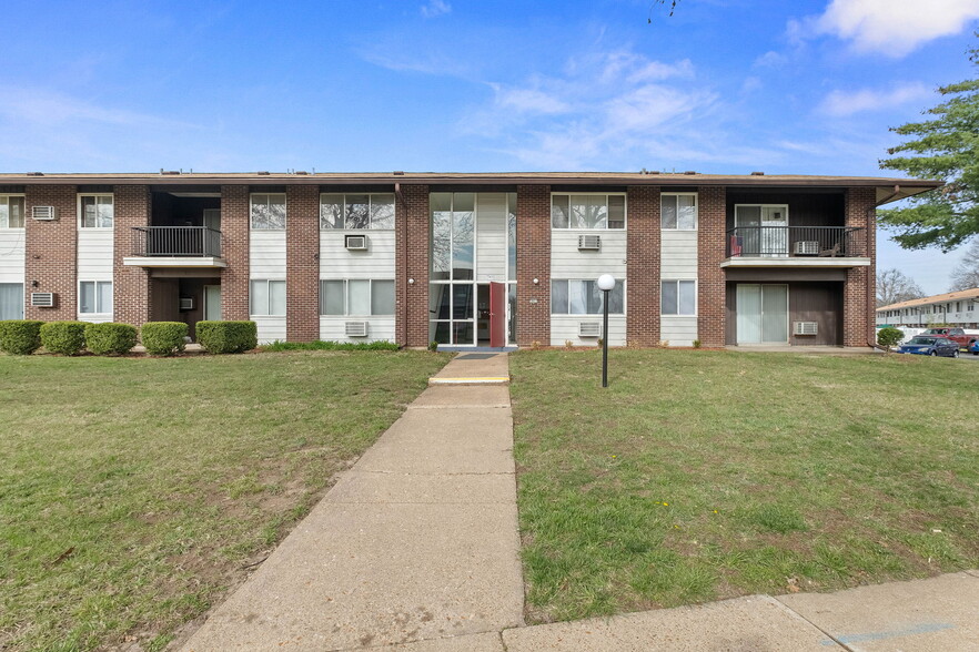 More Photos Of 7446 Sieloff Dr, Hazelwood Apartments For Sale